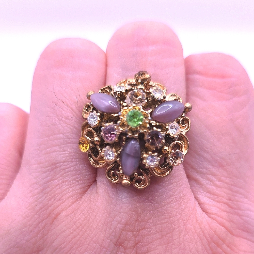 Vintage Goldtone Victorian Style Adjustable Ring